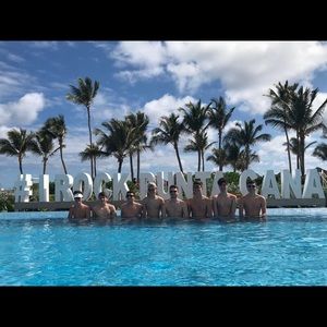 Meet your Posher, Josh